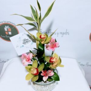 3 orquídeas , base de cristal regalos a domicilio en Quito