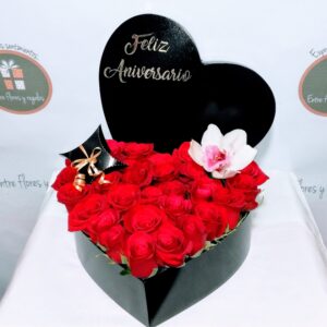 Orquidea,caja sorpresa y ferrero, tapa personalizada, regalos a domicilio en Quito
