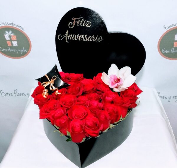 Orquidea,caja sorpresa y ferrero, tapa personalizada, regalos a domicilio en Quito