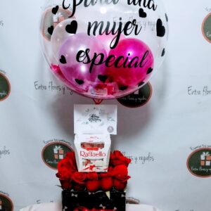 rosas, flores, incluye tarjeta personalizada con foto y texto. 🤩🤩🤩regalos a domicilio en Quito