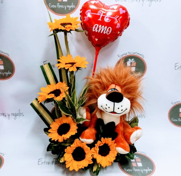 Girasoles, globo personalizado, peluche a su elección regalos a domicilio en Quito