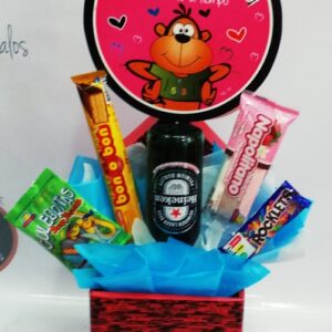 Detalles con dulces y cerveza